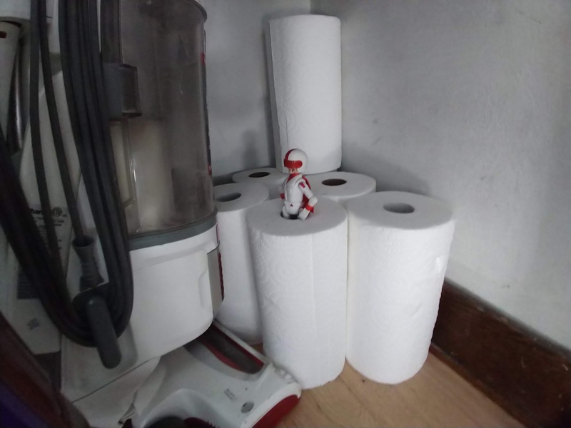 canada mans house