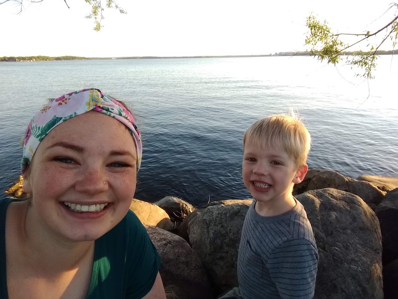 lake smiles with mom