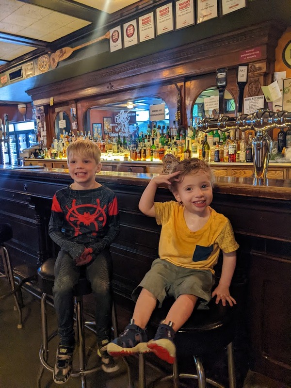 bar
